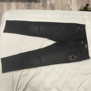 Size:52 (34 US) Dolce & Gabbana slim denim black jeans. Worn once.